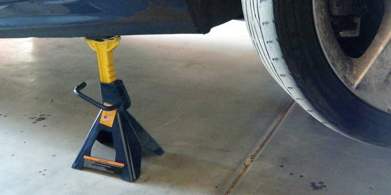 How to rotate tires with two jack stands